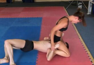 Combined grappling hard-core